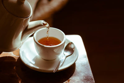 5 maneiras fáceis de melhorar o sabor do chá de hibisco