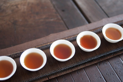 Os 10 melhores chás aromatizados para o verão