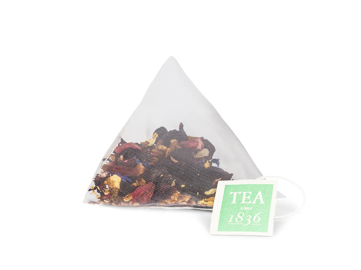 "Bora Bora" fruit infusion, strawberry and mango flavor, box of 50 tea bags.